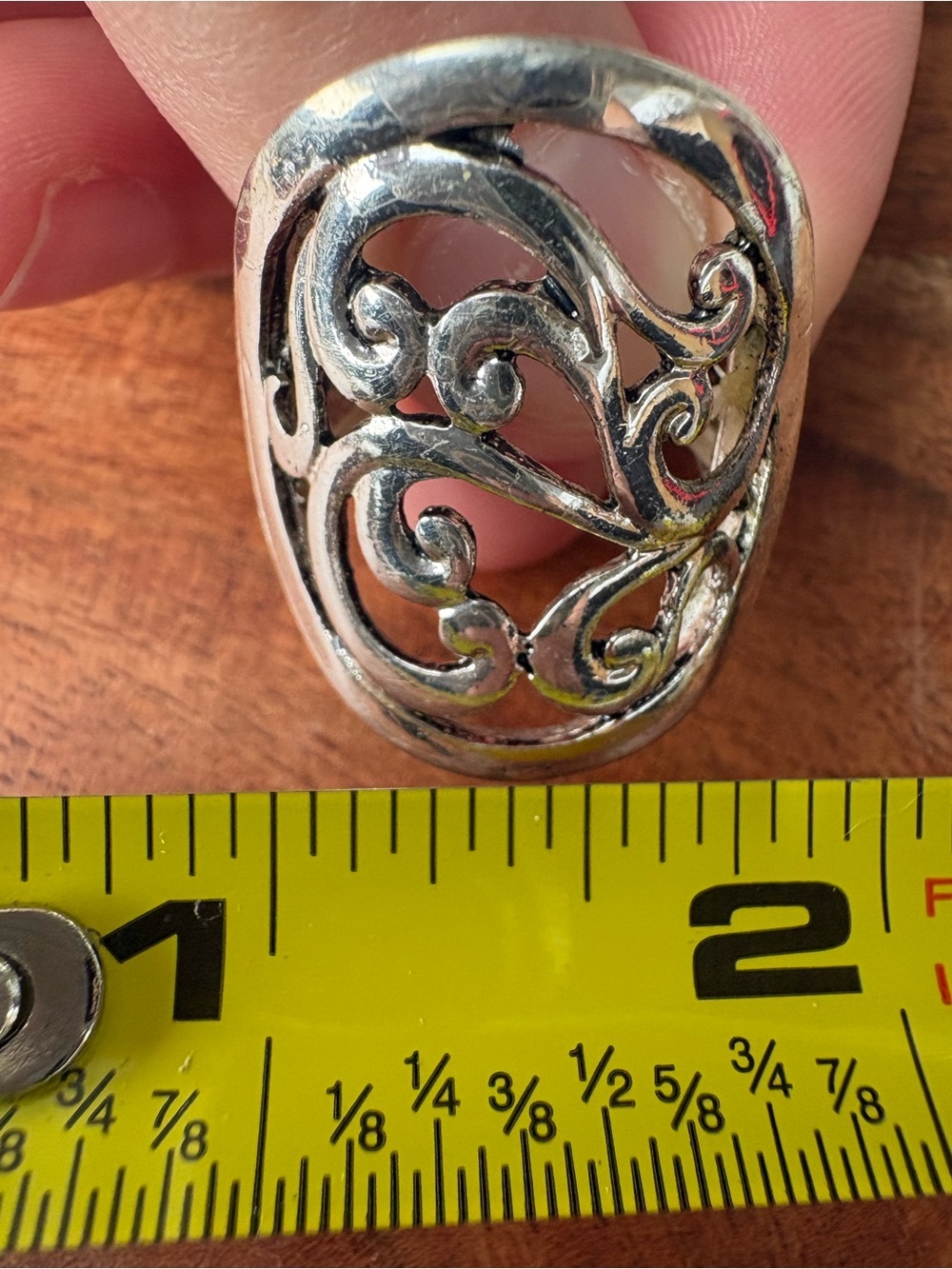 Vintage Silver Tone Filigree Statement Ring - Size 6 with Stretch Band - Picture 12 of 12